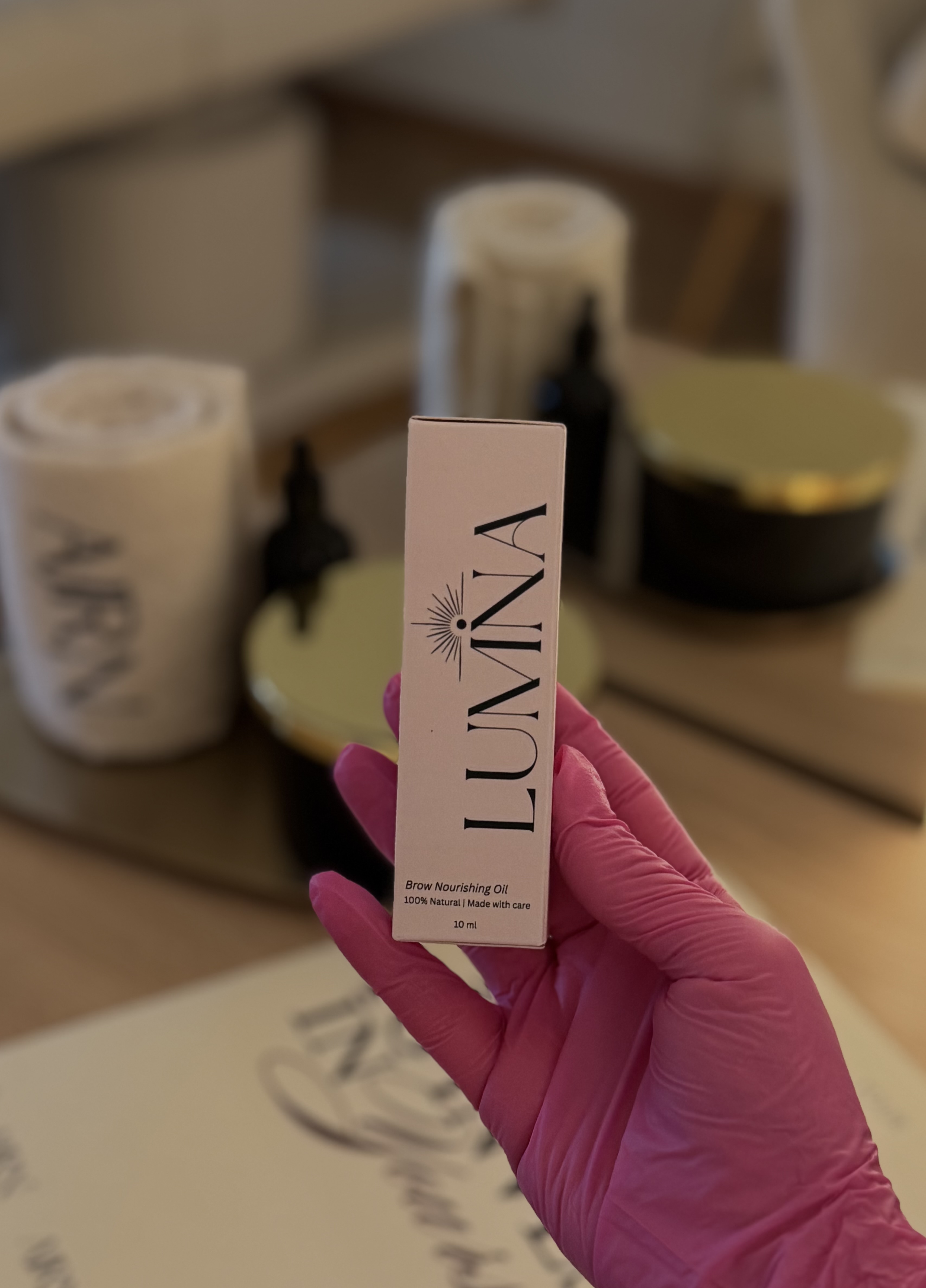 LUMINA concentrated oil - based serum